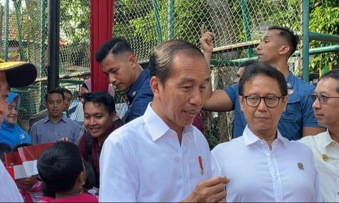 Nonton Langsung di GBK, Jokowi Yakin Indonesia Menang Lawan Filipina