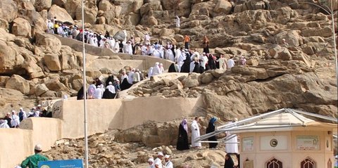 Tuntunan Doa saat Wukuf di Arafah dari Hadis Riwayat Sayyidina Ali<br>