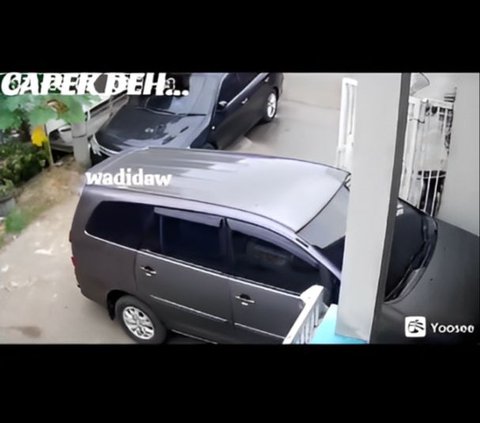 Ketika Jalan Umum Menjadi Garasi Pribadi Tetangga, Punya Tiga Mobil Tapi Diparkir di Pinggir Jalan Semua