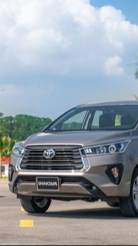 Berapa Pajak Toyota Innova 2023? Simak Rinciannya di Sini