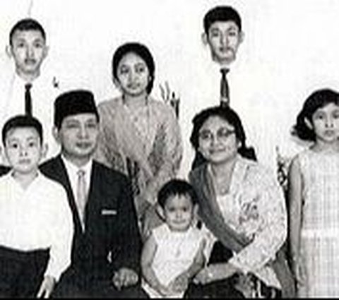 Kisah Soeharto Muda Sempat Tak Percaya Diri Saat Hendak Melamar Ibu Tien, Ini Alasannya