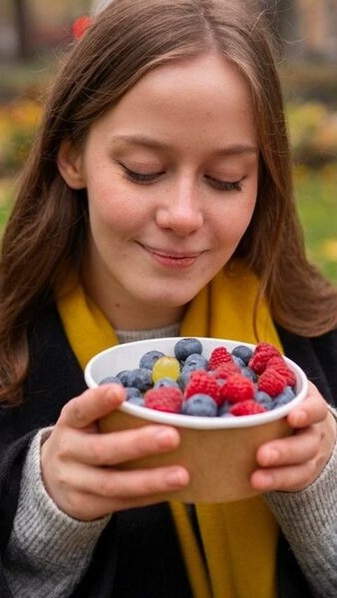 10 Makanan Sehat Terbaik Sumber Antioksidan yang Bisa Melawan Radikal Bebas