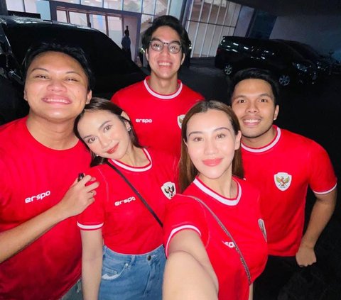 Deretan Artis Saksikan Pertandingan Timnas di Stadion, Ada Rafathar Hingga Duo Cantik Mahalini & Aaliyah Massaid