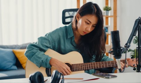 Dapat Inspirasi Buat Bikin Musik? Manfaatkan Aplikasi di Smartphone!