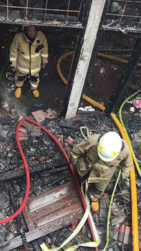 Rumah di Cilandak Jaksel Terbakar, 1 Orang Tewas