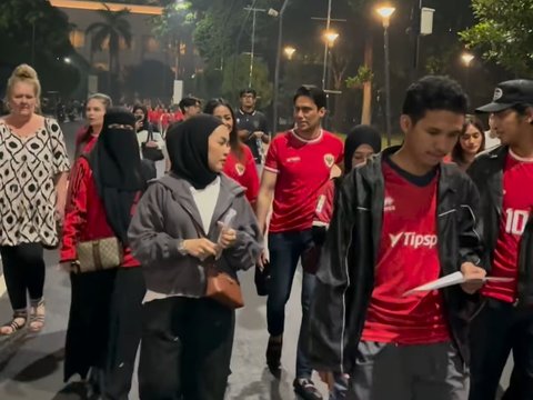 Momen Ummi Pipik Datang ke Stadion GBK saat Laga Laga Timnas Melawan Filipina, Beri Dukungan untuk Sang Menantu