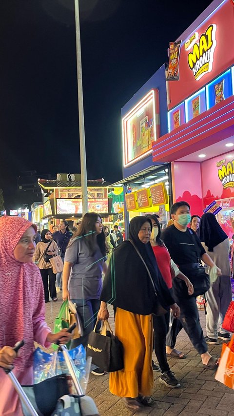 Jakarta Fair Diserbu Pengunjung di Hari Perdana Pembukaan