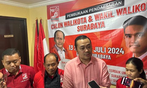 Daftar Lewat PSI, Menantu Pakde Karwo Tantang Petahana di Pilwalkot Surabaya