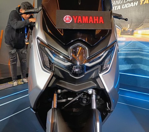 Bos Yamaha meminta agar pengguna NMAX Turbo tidak bersikap arogan di jalan.