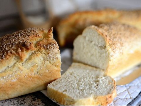 Easy Bread Recipe: Classic, No-Yeast, and Gluten-Free Variations ...