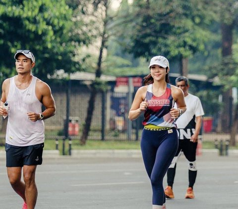 Olahraga Lari Hingga Liburan Bareng ke Labuan Bajo, Gisel dan Rino Soedarjo Balikan?