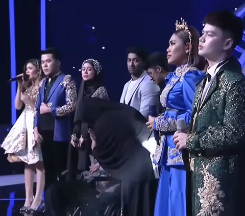 Hamdan ATT Hadir Pakai Kursi Roda, Satu Studio Menangis saat Bintang Dangdut Terbaik Indosiar Bawakan Lagu 'Termiskin di Dunia'