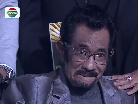 Hamdan ATT Hadir Pakai Kursi Roda, Satu Studio Menangis saat Bintang Dangdut Terbaik Indosiar Bawakan Lagu 'Termiskin di Dunia'