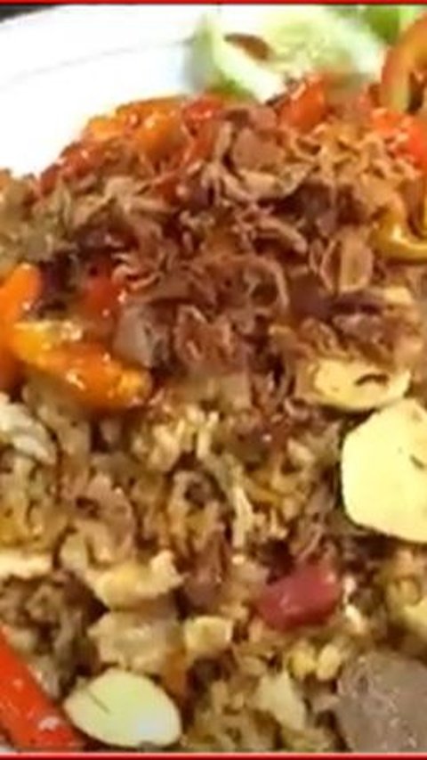 Mencicipi Nasi Goreng Lava Pijar Khas Magelang, Rasa Pedasnya Sampai ke Ubun-Ubun