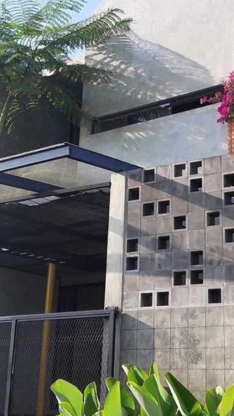 Ketahui beberapa desain rumah modern tropis berikut ini dan jadikan salah satunya sebagai hunian impianmu. Yuk, simak penjelasannya!