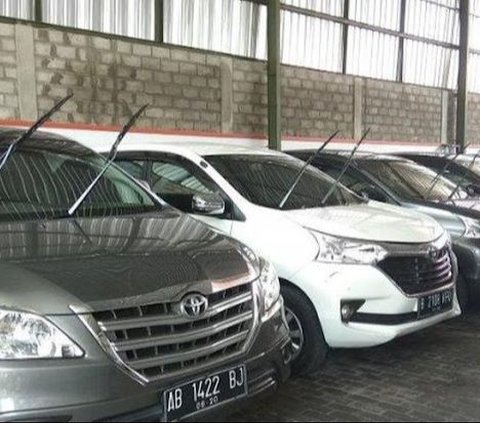 Berikut adalah 8 tips untuk menemukan mobil rental yang sesuai dan memuaskan.