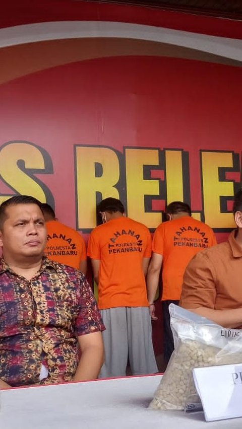 Siasat Licik Bandar Narkoba, Selundupkan Sabu dan Ribuan Ekstasi Bareng Ayam Jago