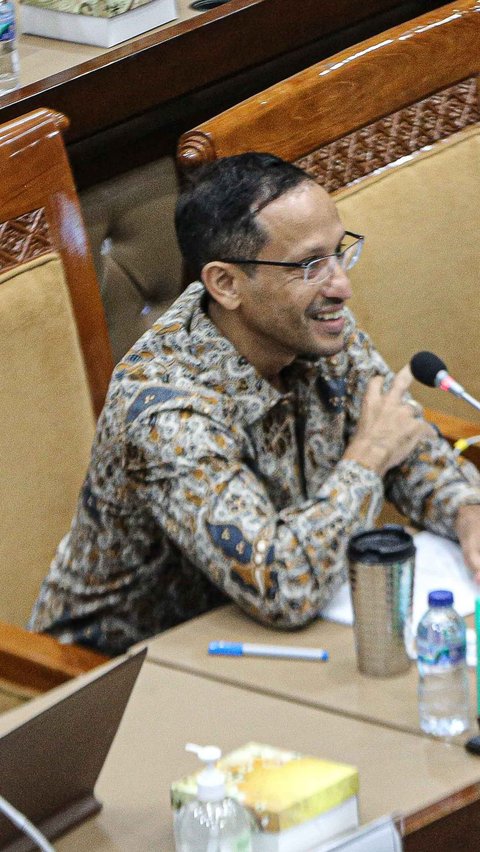 DPR Melotot Mendikbud Nadiem Habiskan Rp346 Triliun, Curiga Dipakai Cuma Buat Rapat