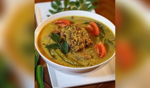 <b>9. Gulai Kambing Kacang Hijau</b>