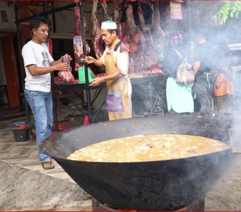 6 Tradisi Unik Iduladha di Indonesia, Mulai dari Manten Sapi hingga Ngejot