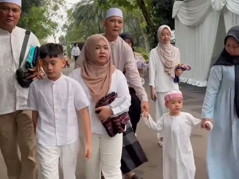 Pengalaman Unik Nagita Slavina saat di Mekkah,  Ada Anak Kecil Digendong Kakaknya Teringat Rafathar dan Rayyanza