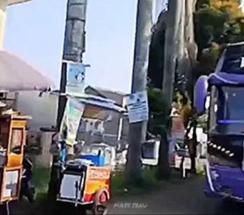 Viral Guru SD Stop Bus yang Main Klakson Basuri Telolet, Sampai Gebrak Pintu