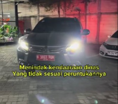 Polisi Tegur Keras Mobil Pelat Merah Dipakai Mondar-Mandir Anak Muda