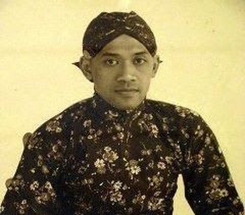 Never Exposed! 7 Portraits of the Youth of Yogyakarta King Sri Sultan Hamengkubuwono X, Handsome Like an Actor