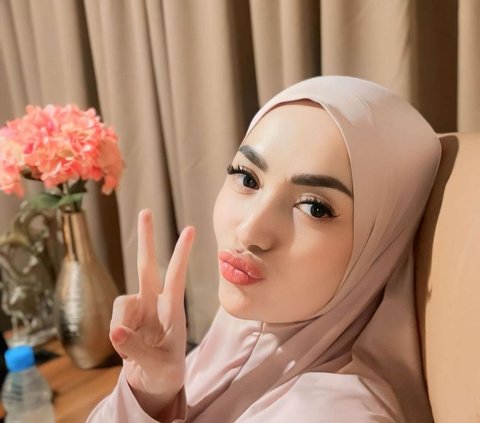 Accused of Taking Off Hijab, Imel Putri Cahyati Speaks Out