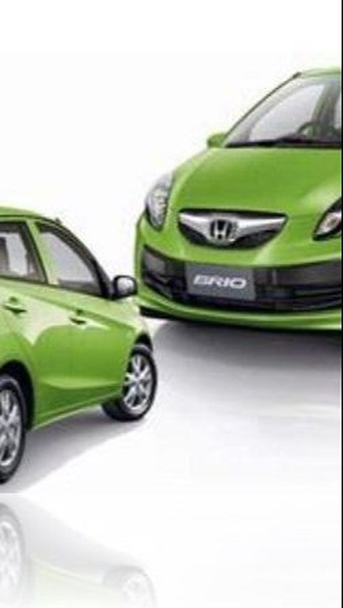 Berapa biaya pajak untuk Honda Brio tahun 2021 - 2022?