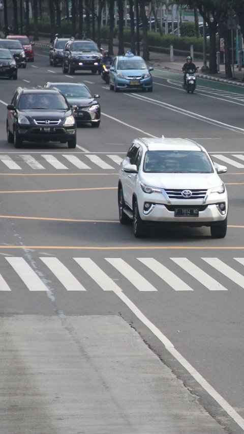 Cara Mengatasi dan Menghadapi Pengemudi Emosional di Jalan Raya