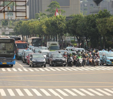 Tips Mencegah dan Menghadapi Pegendara Emosi di Jalan Raya