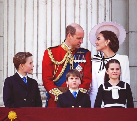 Portrait of Prince Louis' Funny Reactions When Bored at Royal Events