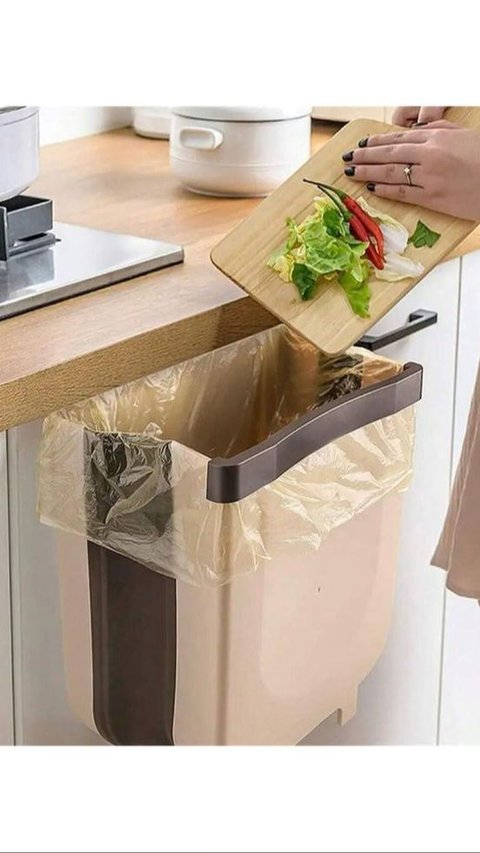 Buang Sampah Dapur Secara Rutin 