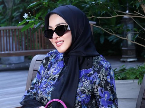 Bumil Makin Glowing, Intip Potret Syahrini dalam Pemotretan Terbaru dengan Perut Makin Membesar