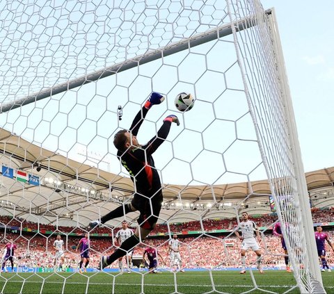 FOTO: Tampil Dominan, Akurasi Ratusan Umpan Toni Kroos Loloskan Jerman ke 16 Besar Euro 2024 Usai Libas Hungaria 2-0
