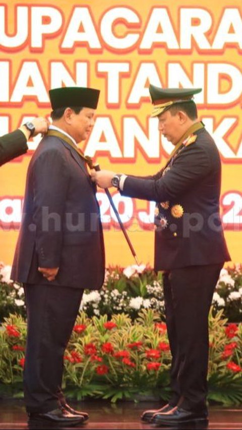 Meaning of the Bintang Bhayangkara Utama Polri Honorary Badge Received by Prabowo Subianto