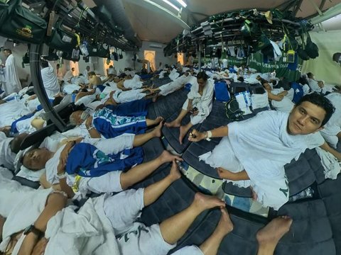 Cerita Arda Suami Tantri Kotak, Dapat Kado Ulang Tahun Toilet di Mekkah saat Naik Haji