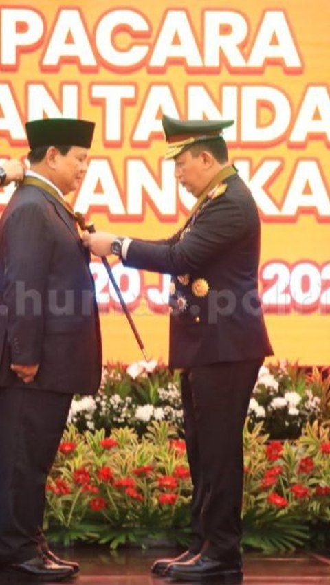 Sidang Gugatan Pangkat Jenderal Kehormatan, Jokowi Mangkir dan Prabowo Pilih Hadiri Penghargaan dari Polri