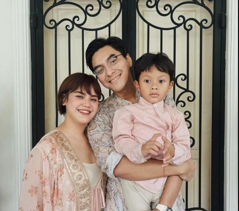 Let's Take a Room Tour of Mytha Lestari's Aesthetic and Instagrammable House