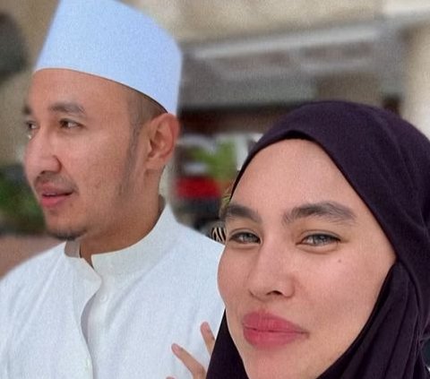Accused of Mocking Raffi and Nagita for Making Viral Escalator Content in Mecca, Kartika Putri is Upset