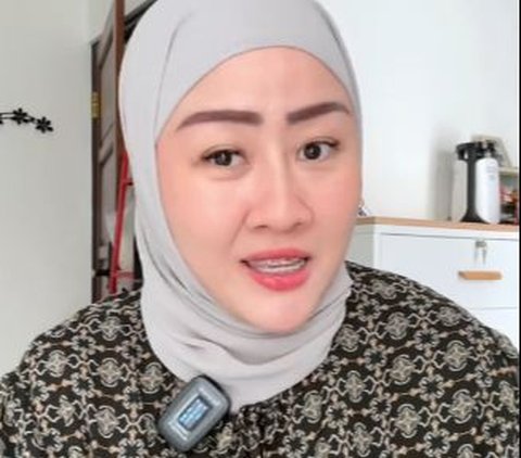 Viral Momen Wanita Borong Dagangan Penjual Roti Keliling, Aksinya Tuai Pujian