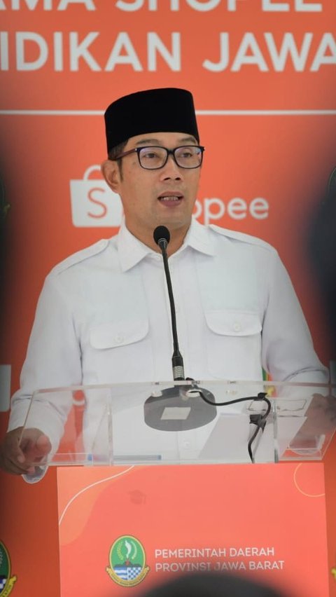 Tarik Ulur Ridwan Kamil di Antara Jakarta dan Jabar