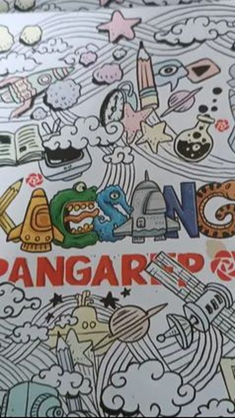 Appearance of a Notebook with Kaesang Pangarep's Name on the Cover Shared with Residents