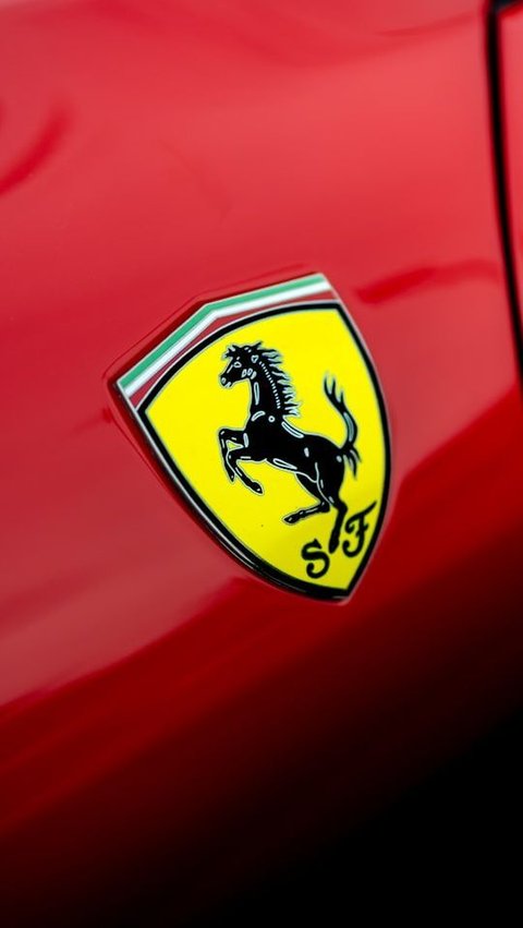 Harga mobil listrik pertama Ferrari dipatok sekitar Rp8 miliaran