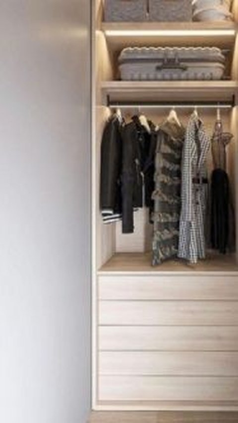 Walk in Closet Sederhana Minimalis