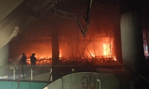 Mal Revo Bekasi Kebakaran, Api Muncul dari Restoran Gokana