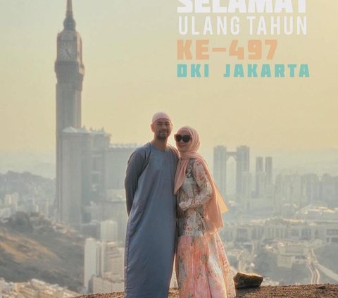 Deretan Foto Raffi Ahmad dan Nagita Slavina di Masjid Nabawi, Ibunda Rafathar Didoakan Tak Lepas Hijab