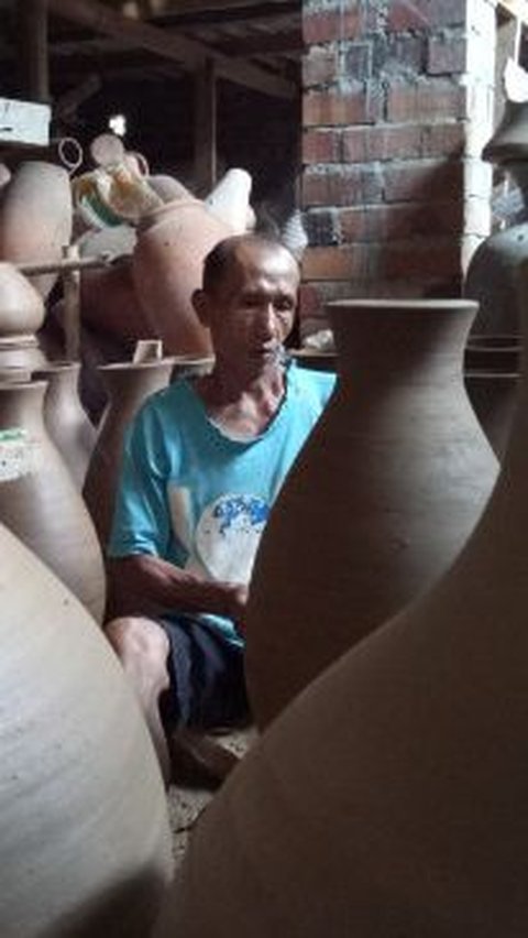 <b>Di Balik Indahnya Keramik Purwakarta yang Mendunia, Kini Butuh Regenerasi Agar Tetap Ada</b>