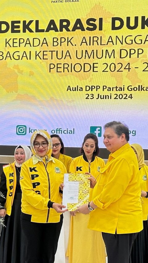 KPPG Deklarasi Dukung Airlangga Hartarto Jadi Ketum Golkar Periode 2024-2029<br>
